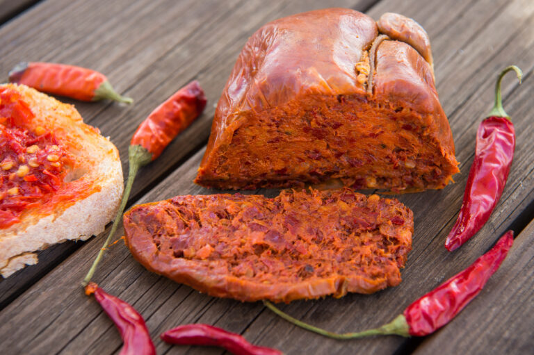 Sabores de Mallorca: Comidas Típicas y su Historia